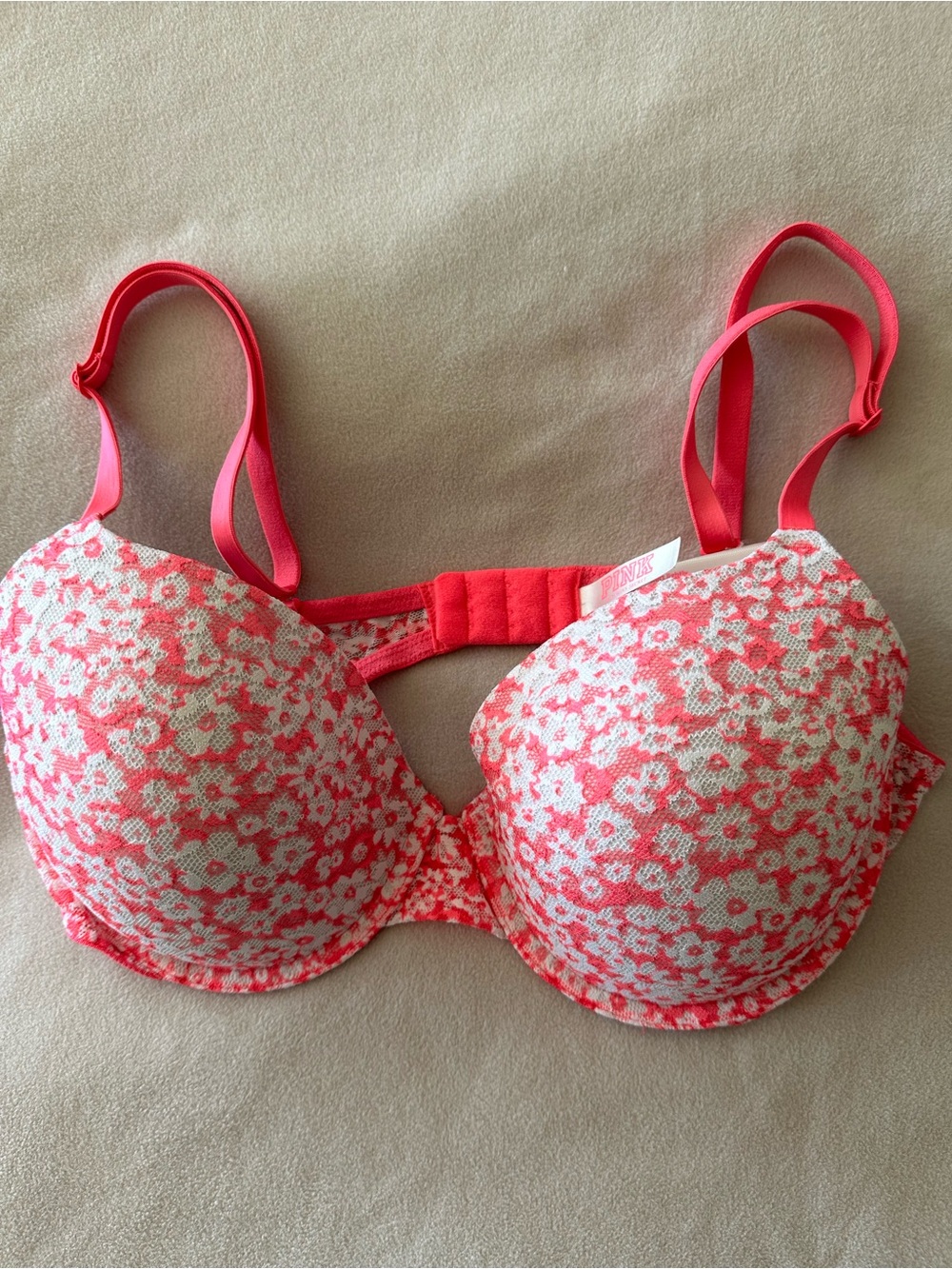 PINK Victoria Secret Wear Everywhere Ditzy Floral Lace Push Up Underwire Bra 38C